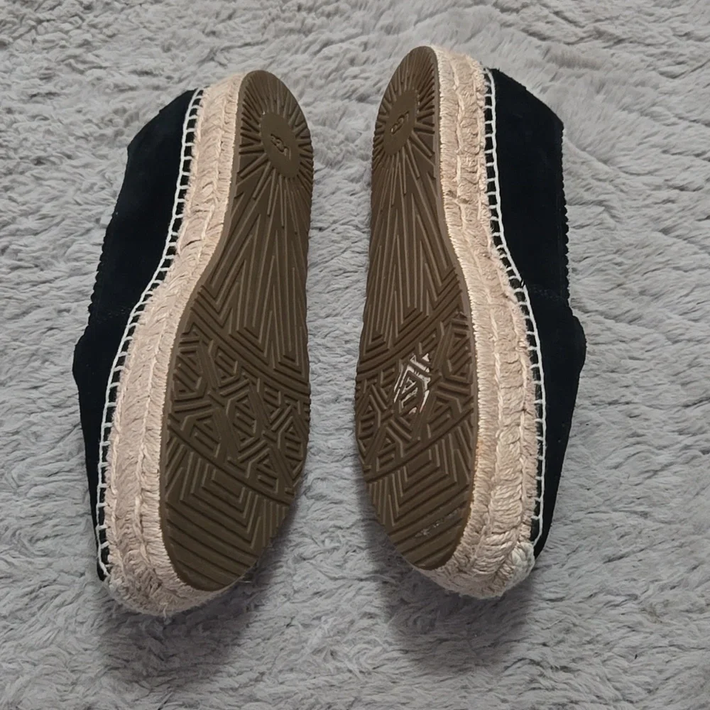 UGG real suede leather black platform espadrilles - size 7.5